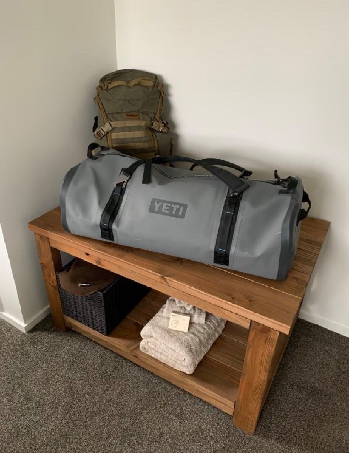 Coffee Table with Shelf