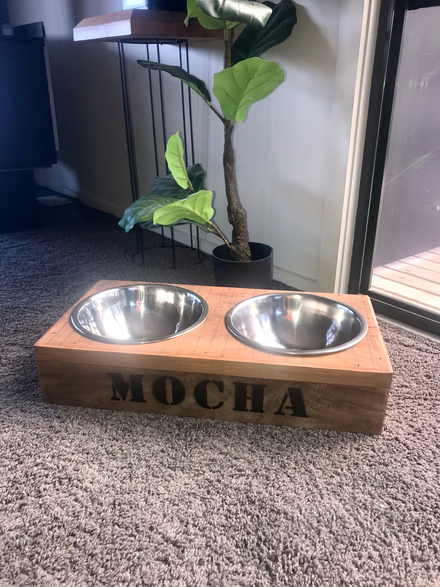 Pet Stations - Macrocarpa